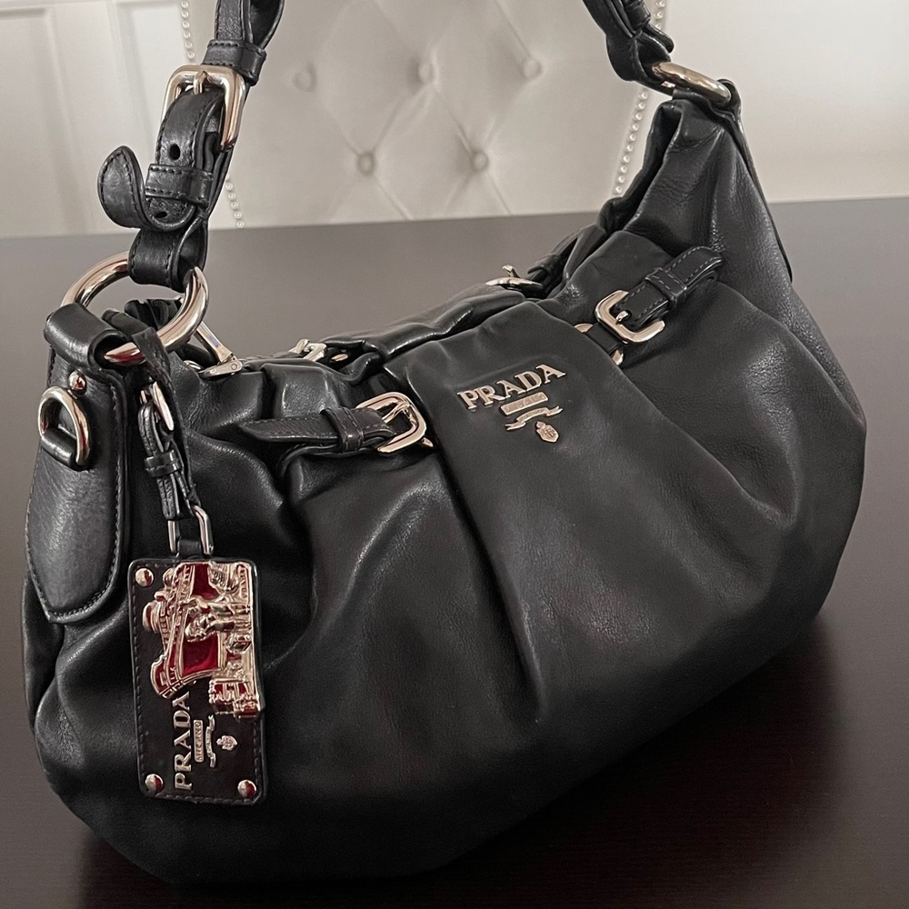 ❌SOLD❌Prada shoulder bag